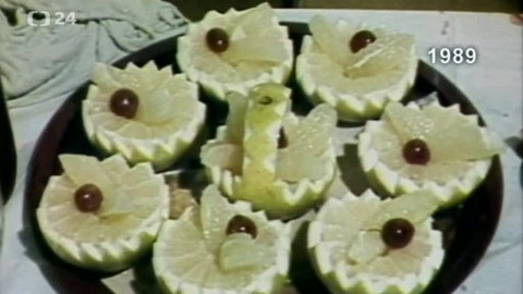 Archiv ČT24 - Vánoce 1989