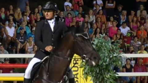 Jezdectví - Noční Velká cena Ptýrova