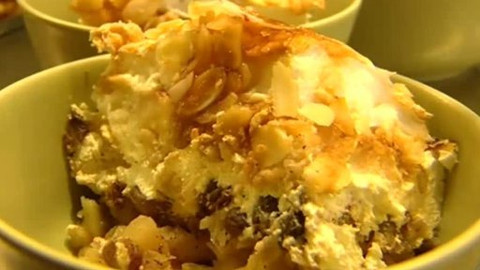 Pod pokličkou - Jak myslíme, tak jíme a jak jíme, tak myslíme. Co všechno nevíme a víme o tom, co pijeme a jíme