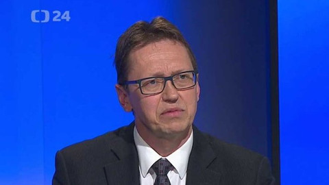 90’ ČT24 - Očkování: pomoc, nebo riziko?