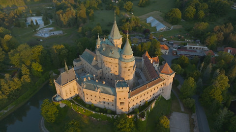 Honosné evropské hrady a zámky - 3/6 Slovensko