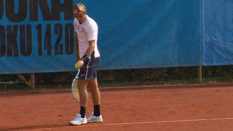 90’ ČT24 - Jak je to s vízy pro ruské sportovce a umělce?