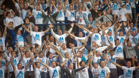 Kmeny - 2/16 Hooligans