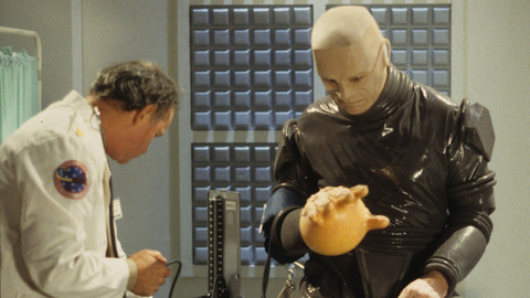 Červený trpaslík - 2/8 Zpátky v Červeném – 2. část