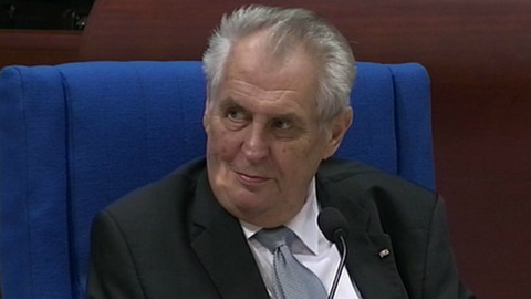 Mimořádné pořady ČT24 - Projev prezidenta Miloše Zemana ve Štrasburku