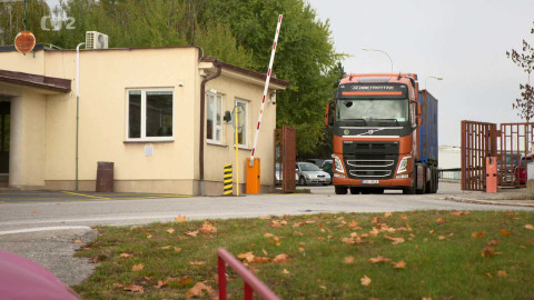 Nedej se! - Mučení hlukem