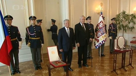 Horizont ČT24 - 5. května 2014