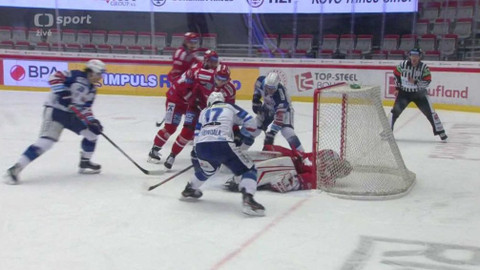 Buly hokej - HC Oceláři Třinec - HC Kometa Brno