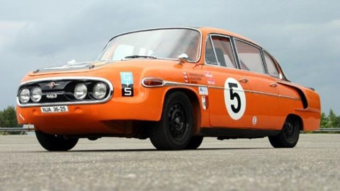 Auto Moto Revue - 4. března 2006