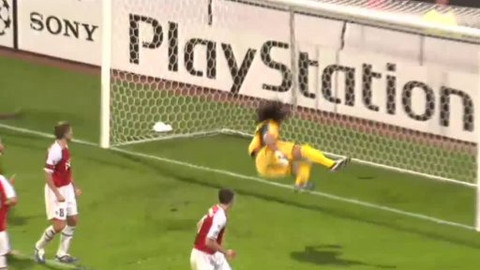 Liga mistrů UEFA - AZ Alkmaar - Arsenal FC