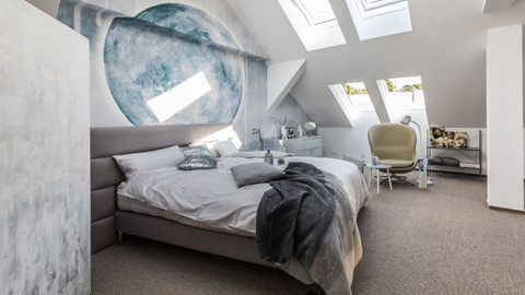 Bydlet jako... - Na Měsíci