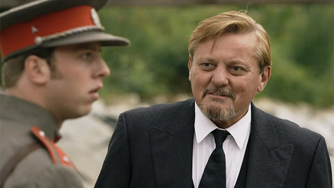 První republika - 13/22 Iniciála V