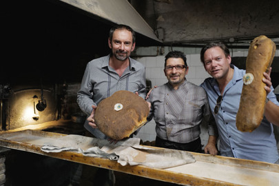 Manu a Matěj - 4/10 Cesta z města – vůně lesa