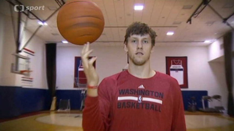 Jan Veselý, třetí Čech v NBA