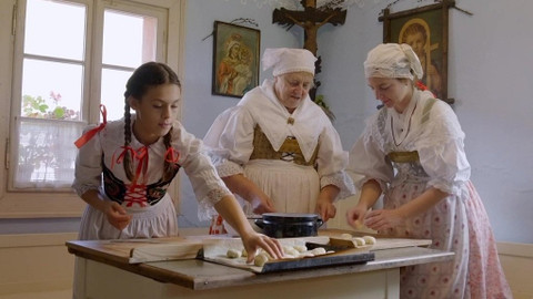 Co naše babičky uměly a na co my jsme zapomněli - Rodinné stříbro