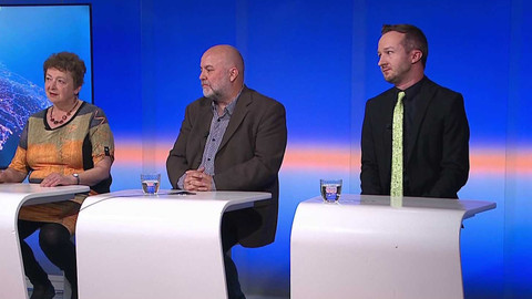 90’ ČT24 - Předvolební Česko – strany a hnutí podaly kandidátky