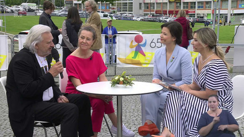 Sama doma - 30. května