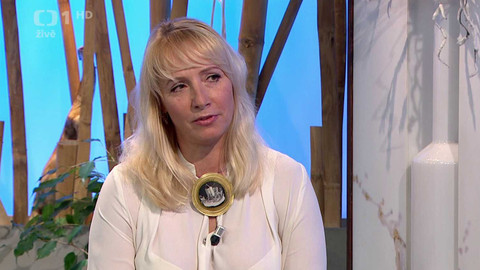 Sama doma - 25. února