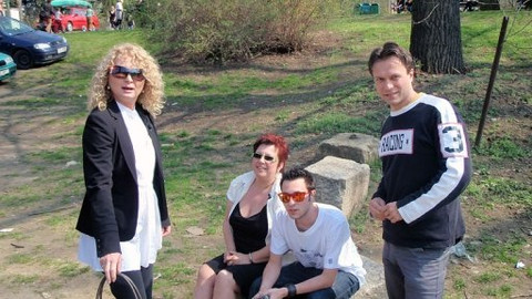 Experiment - Nerovný pár