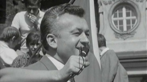 Příloha Televizních novin - Manifestace na Staroměstském náměstí