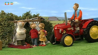 Červený traktůrek