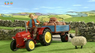 Červený traktůrek