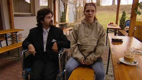 Rodinné křižovatky - Hledám své sourozence. Zn: Sestra