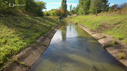 Kapka vody - Znečišťování a čištění řek