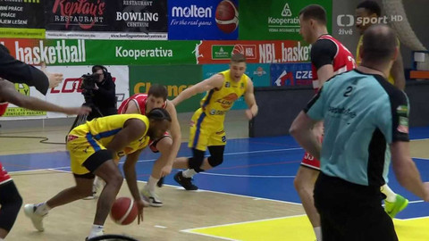 Maxa NBL - SLUNETA Ústí nad Labem - BK KVIS Pardubice