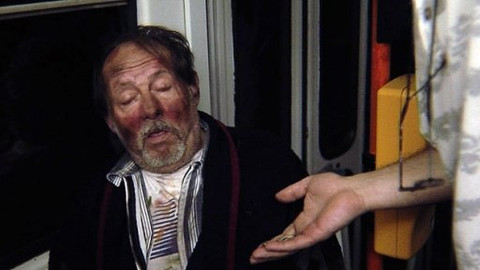 Černá sanitka - 6/15 Revizor