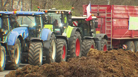 Bilance - Proč jsou zemědělci v ulicích?