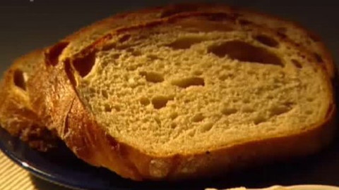 Pod pokličkou - Párky, buřty, klobásky nejdou dělat bez lásky