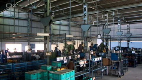 Dobrodružství vědy a techniky - Vize nové továrny