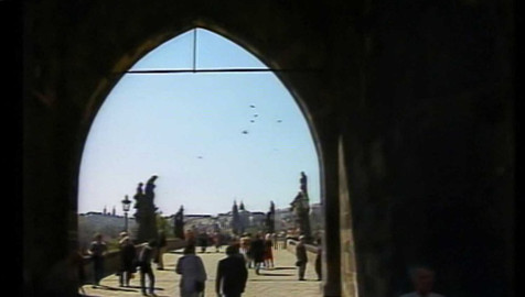 Archiv dne - 29. duben 1987: Pozvánka do prvomájového průvodu