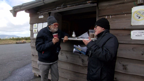 Třistatřicettři - Republika shora!