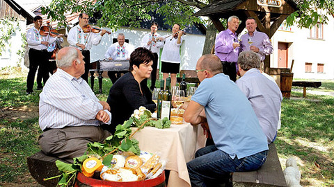 Vínečko - Z Velkých Bílovic o Hibernalu