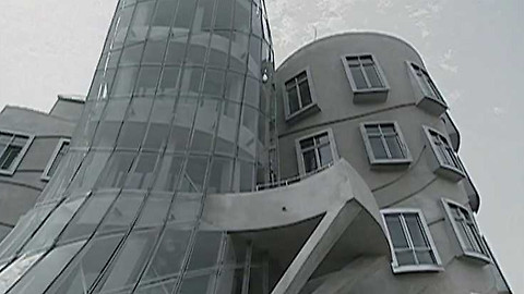 Deset století architektury - Tančící dům