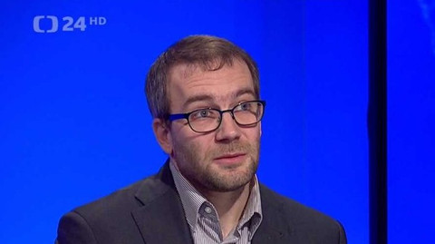 90’ ČT24 - Jak se před 70 lety dostali komunisté k moci