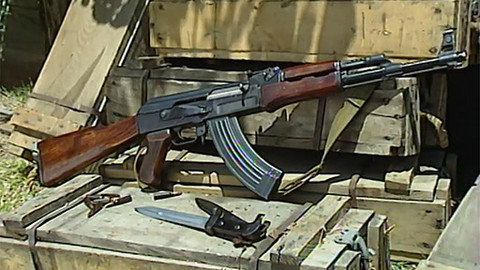 Příběhy zbraní - AK-47