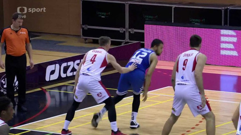 Maxa NBL - BK JIP Pardubice - USK Praha