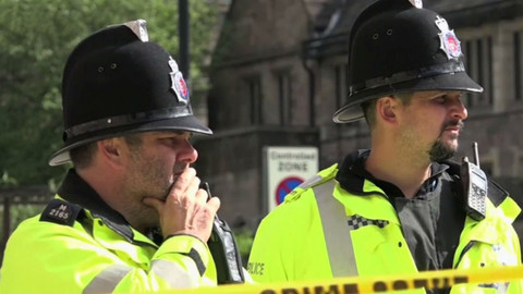 Mimořádné pořady ČT24 - Útoky v Manchesteru