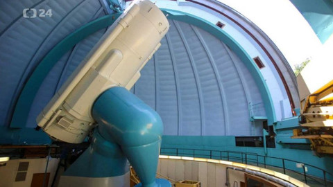 Mimořádné pořady ČT24 - Perkův dalekohled