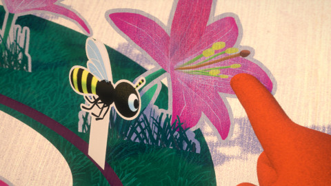 Edmond a Lucy: Oříškovinky - 2/13 Včely