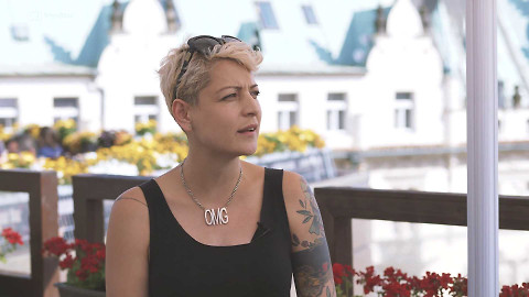 QS - Adéla Elbel