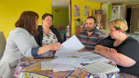 Krotitelé dluhů - Krotitelé dluhů - manželé Machatí