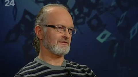 Před půlnocí - 23. února 2012