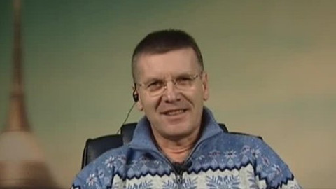 Před půlnocí - 16. února 2009