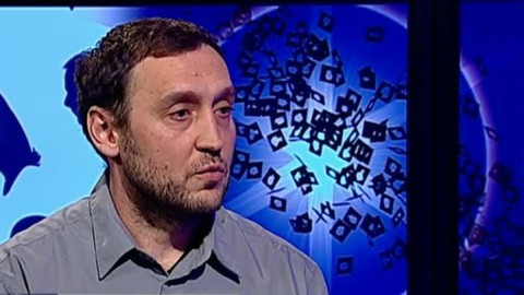 Před půlnocí - 7. prosince 2011