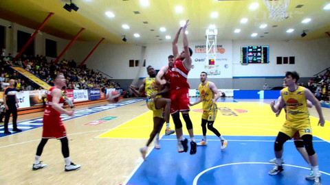 Maxa NBL - SLUNETA Ústí nad Labem – BK KVIS Pardubice