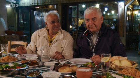 Vůně kuchyně s Miroslavem Donutilem - 4/7 Vůně kyperské kuchyně s Miroslavem Donutilem